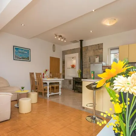 Josipa Apartmán *